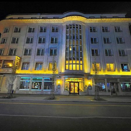 Hotel Athmos La Chaux De Fonds Exteriör bild