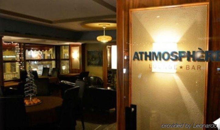 Hotel Athmos La Chaux De Fonds Restaurang bild